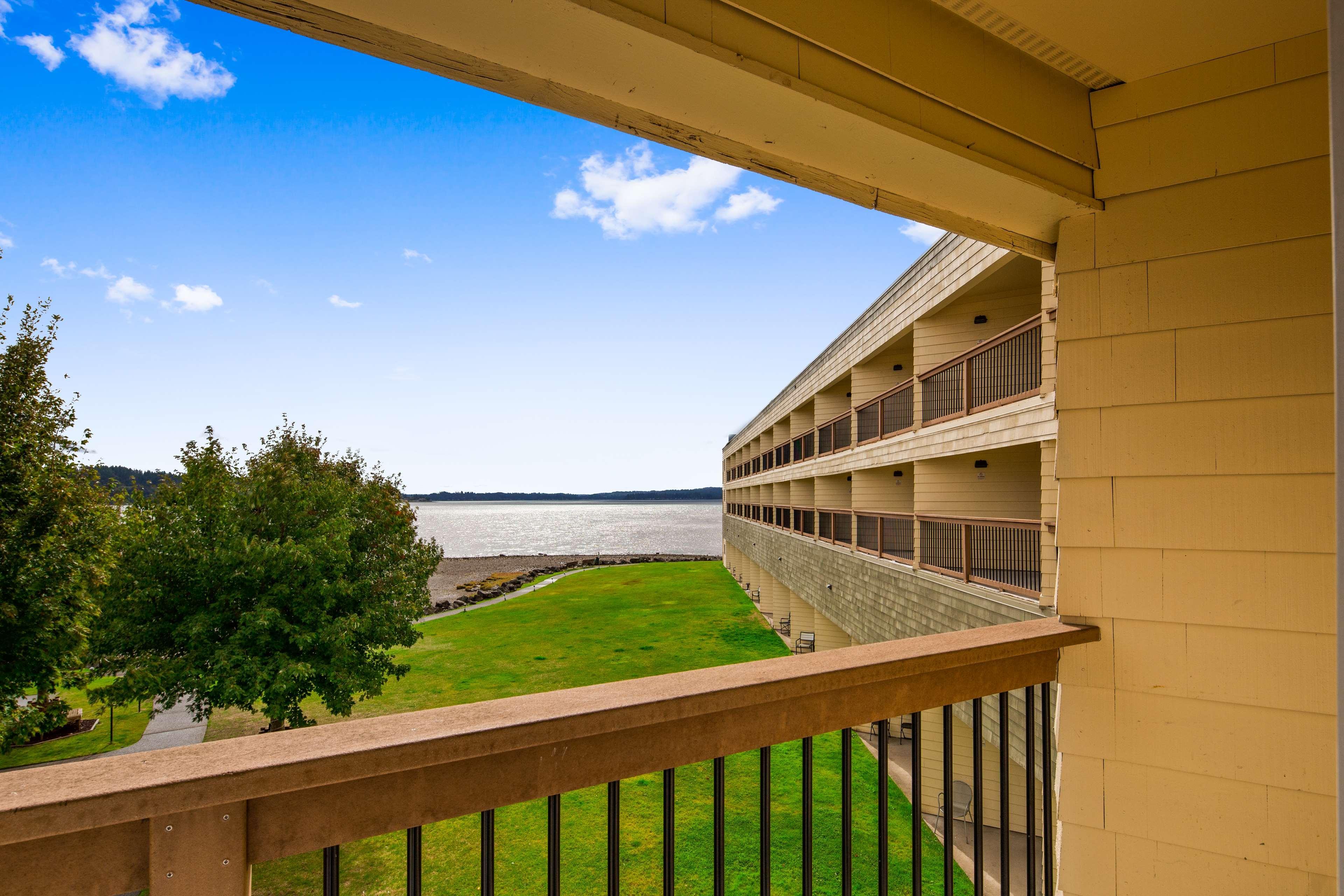 Best Western Plus Silverdale Beach Hotel Eksteriør billede