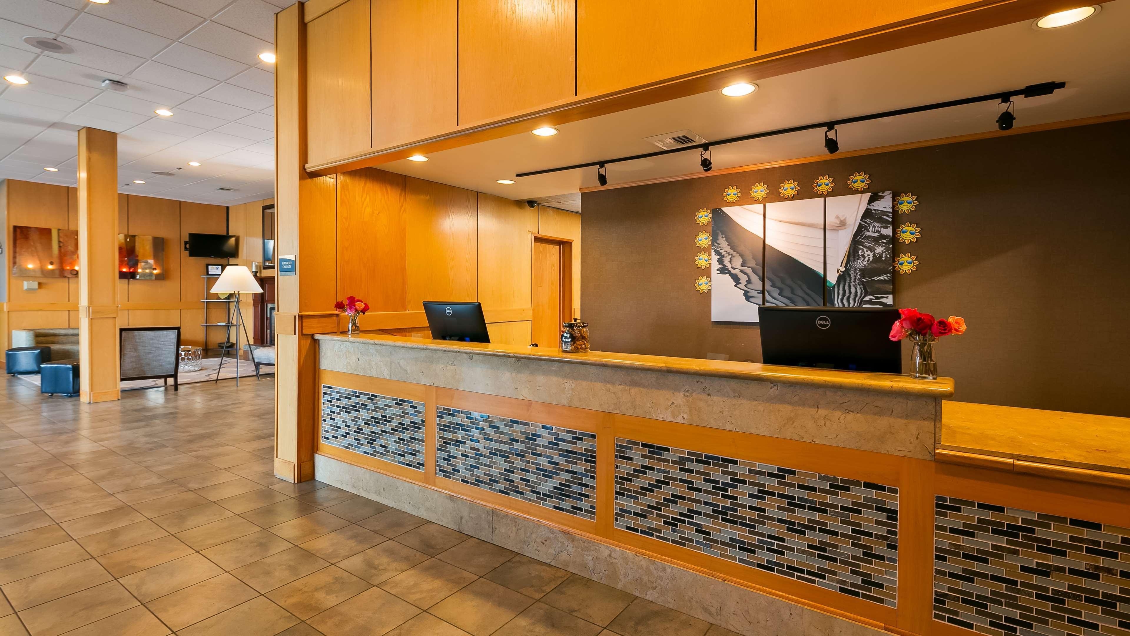 Best Western Plus Silverdale Beach Hotel Eksteriør billede